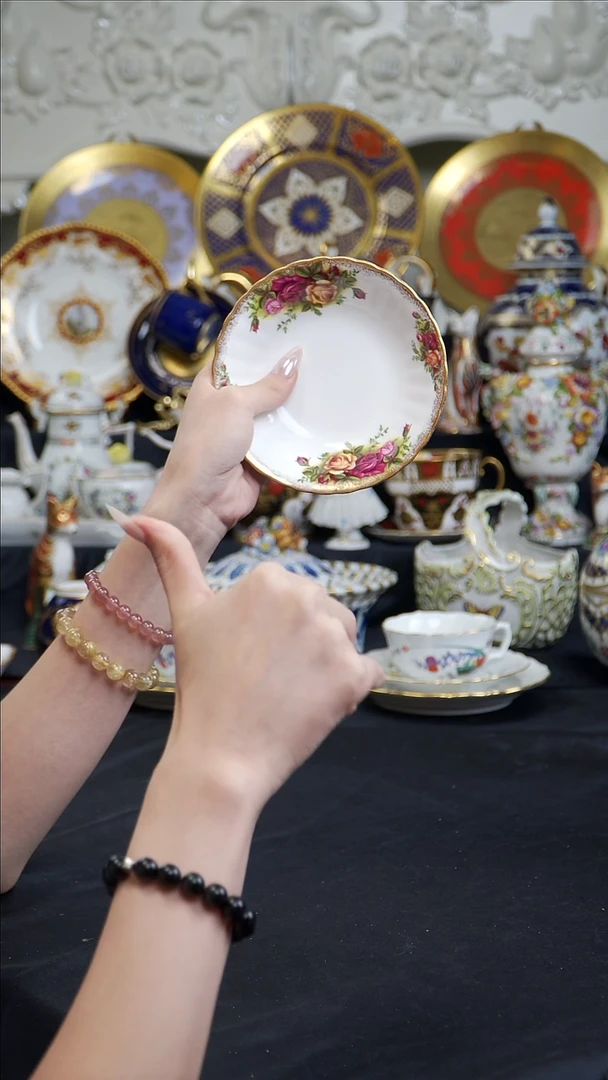 骨瓷婷婷中古器物如图所示53