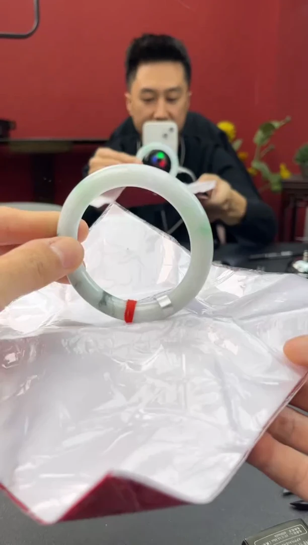 未镶嵌手镯翡翠56