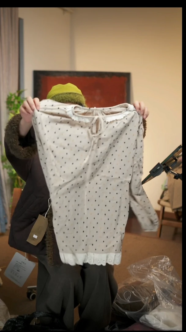 NO退NO换 波点小衫