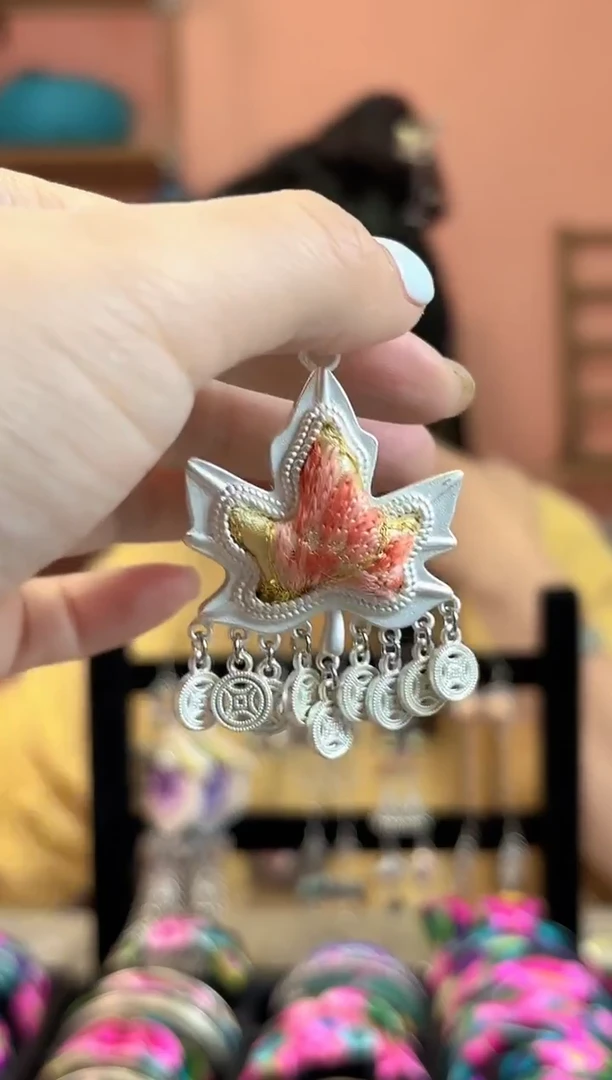 织绣艺枝独绣民族风手工饰品175