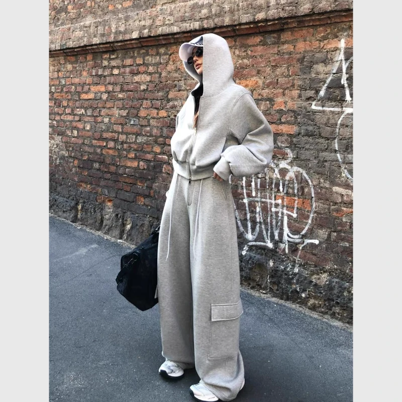 秋冬加厚巨好看的显瘦减龄慵懒风运动休闲连帽卫衣阔腿裤两件套