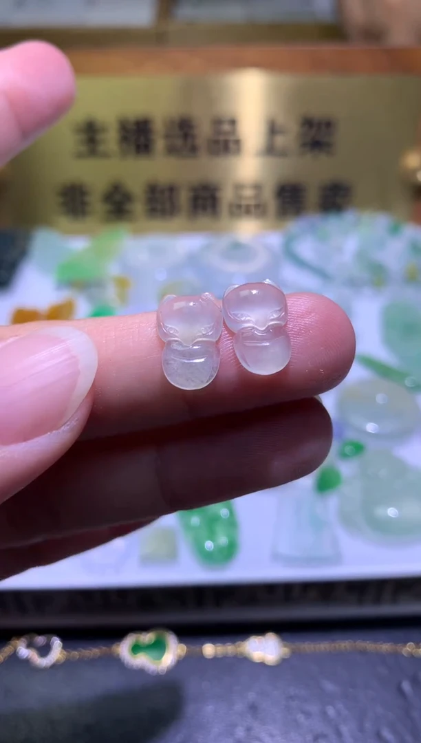 定制翡翠未镶嵌毛货