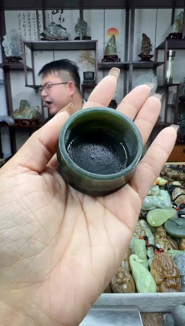 未镶嵌和田玉把件1