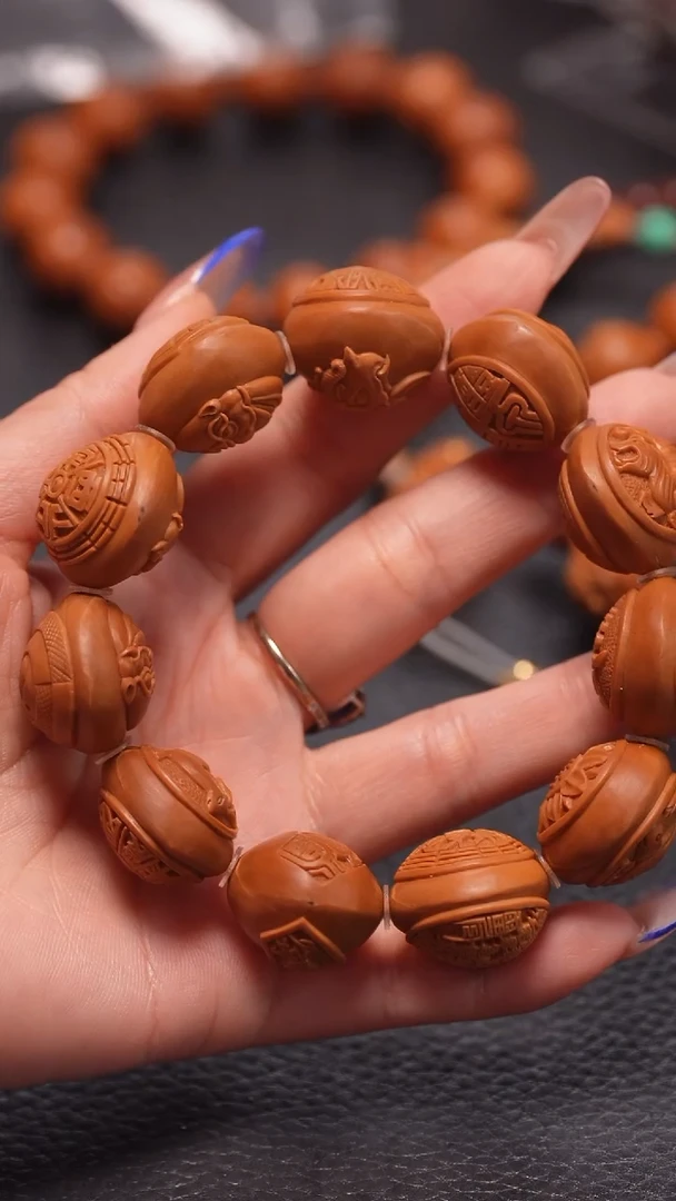 手串橄榄核2.1/铁核兽面四象