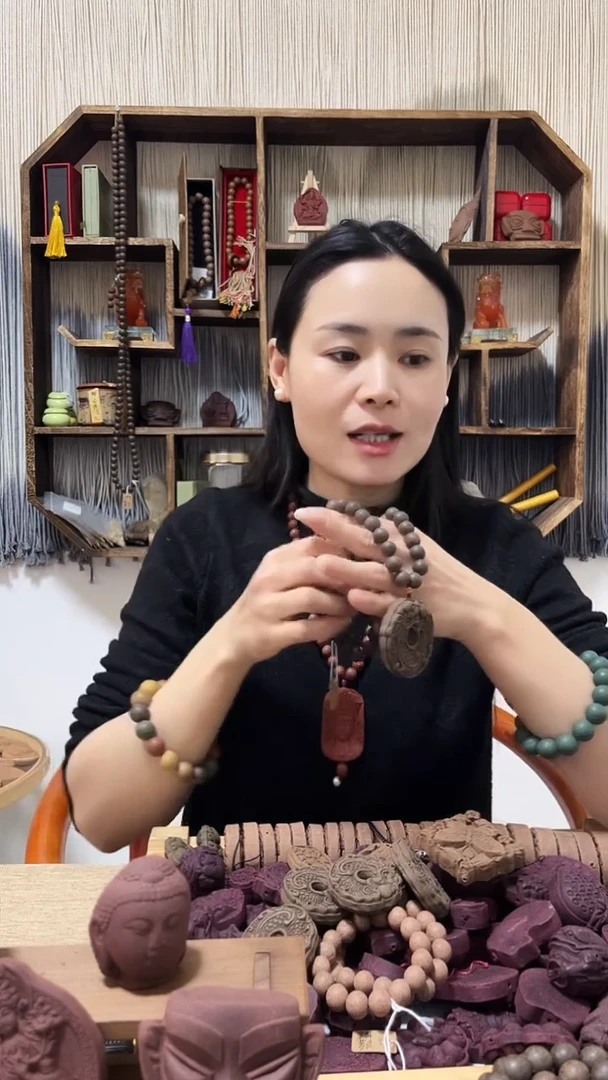 【闪购商品】泥塑玫瑰香方寿星摆件