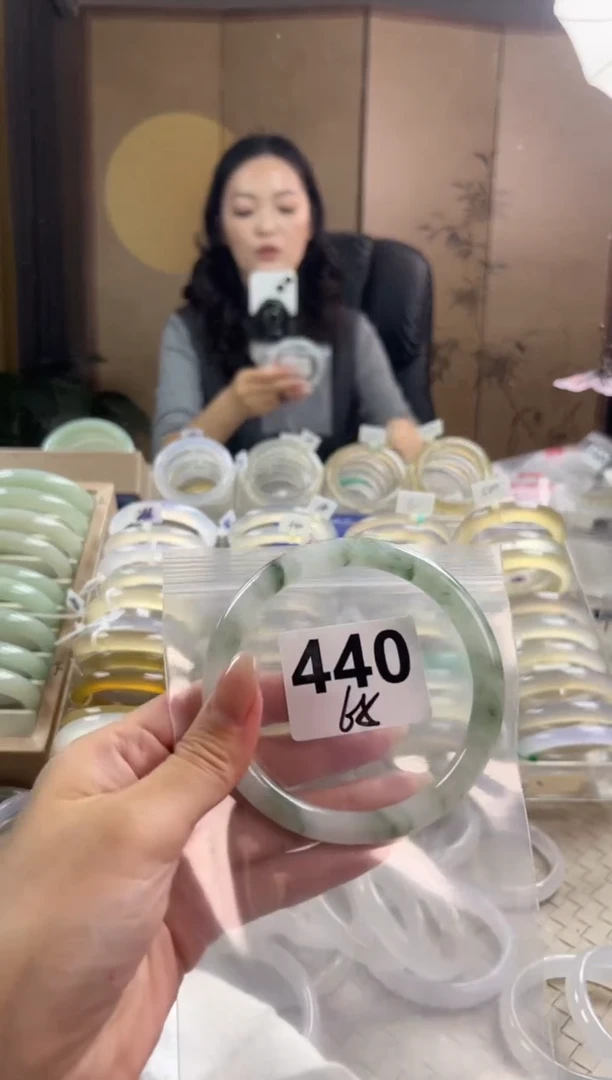 手镯玛瑙/玉髓未镶嵌天山翠默认微抠440