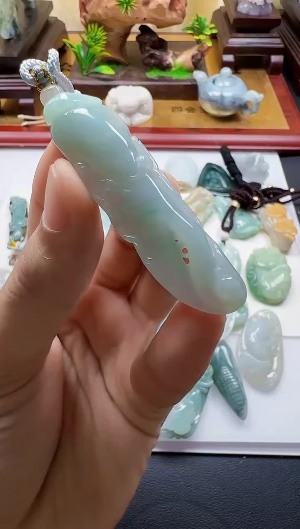 吊坠(不含链)未镶嵌翡翠1