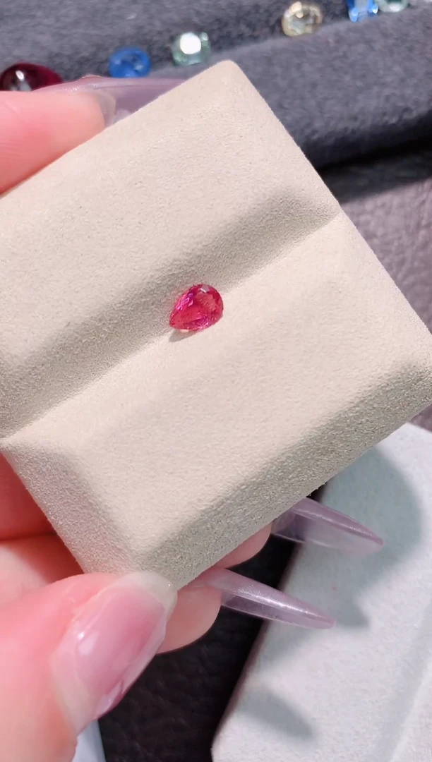 未镶嵌珠宝半成品碧玺0.62ct
