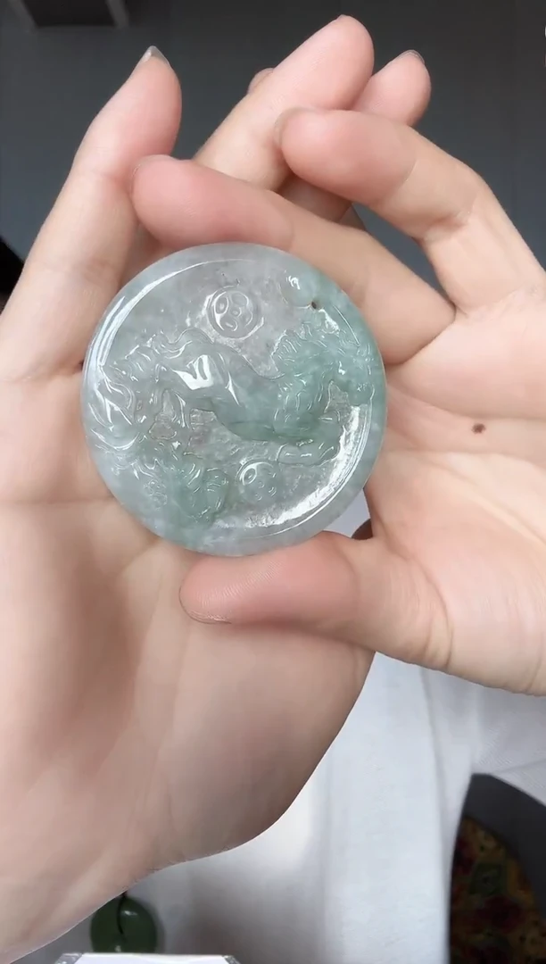 翡翠未镶嵌颈饰翡翠A货马上有钱