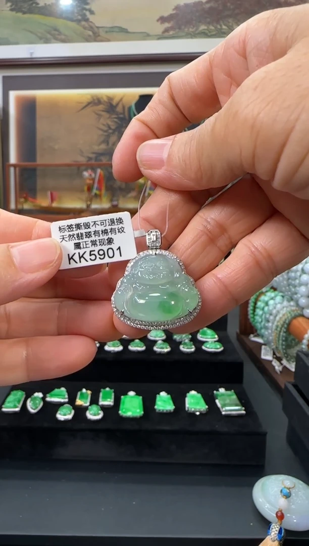 翡翠18K金镶嵌颈饰KK5901佛公