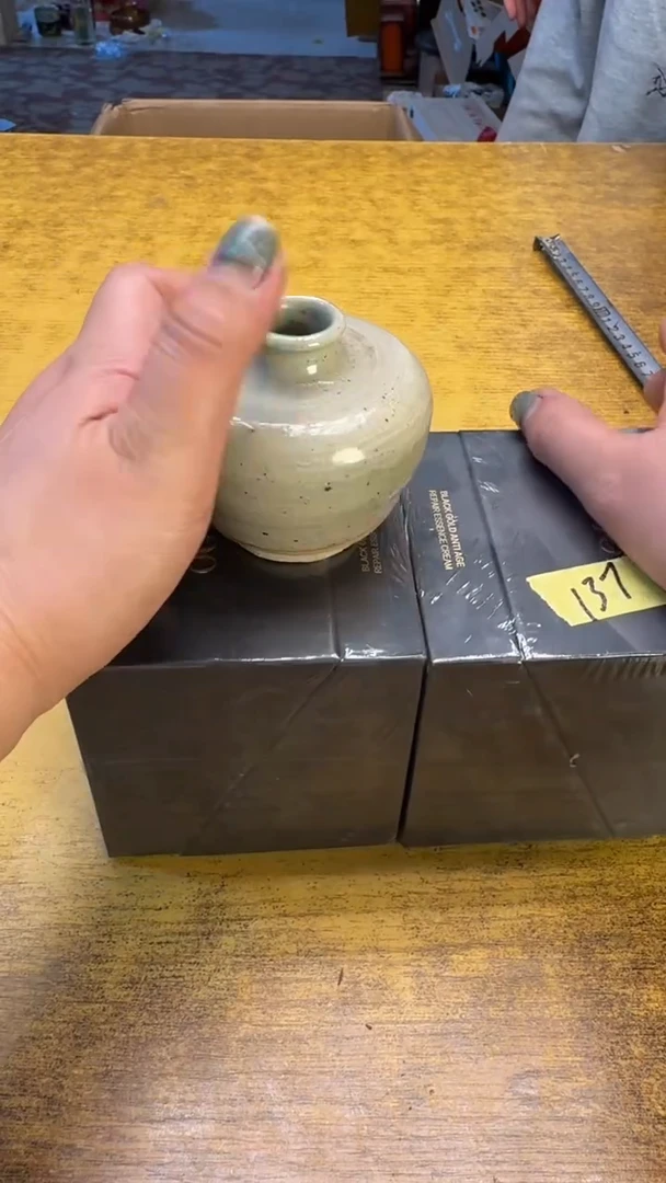 瓷器瓷器瓷器瑕疵137俩黑金碗