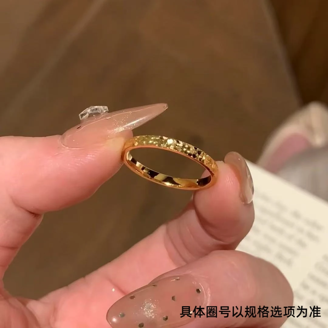 Chow Tai Seng/周大生足金碎冰冰戒指素圈指环