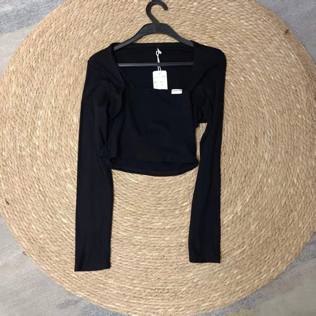 唯琳剪标   3仓P1-2-3369款   黑色U型领长袖上衣