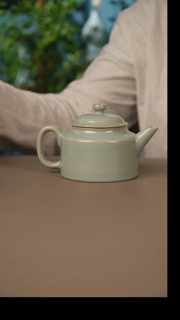 仿古德钟壶微暇