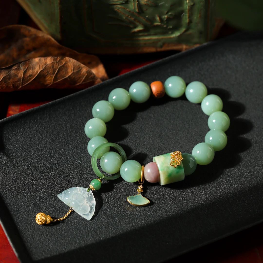 【意婵】天然典藏级和田碧玉粉青单圈盐源翡翠18K金-909374