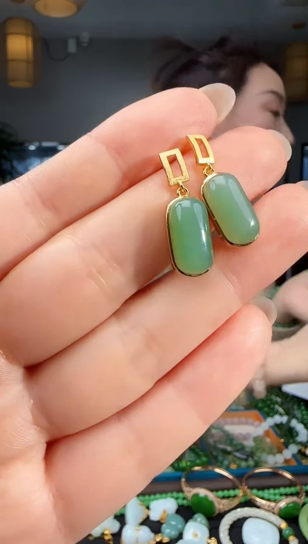 银S925镶嵌和田玉耳饰1