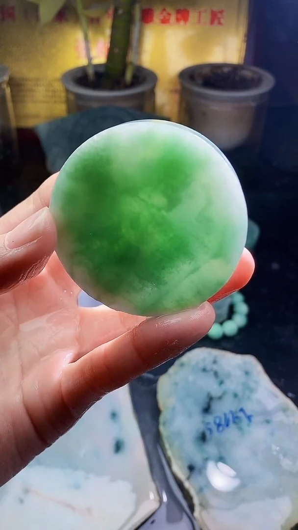 未镶嵌挂件翡翠小雨75