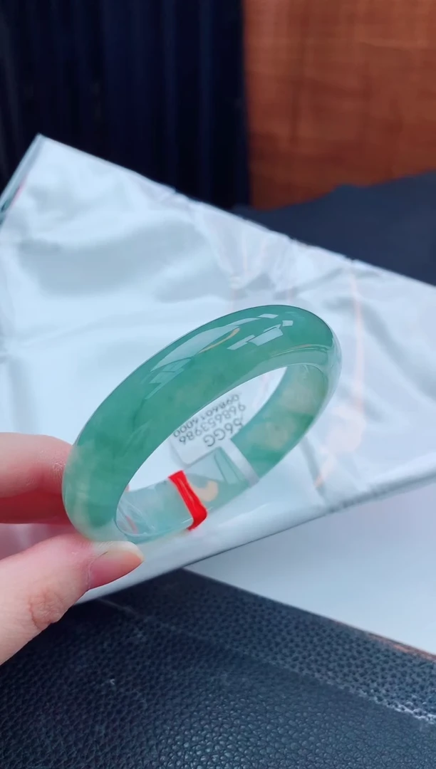 翡翠手镯未镶嵌缅甸天然翡翠A货手镯