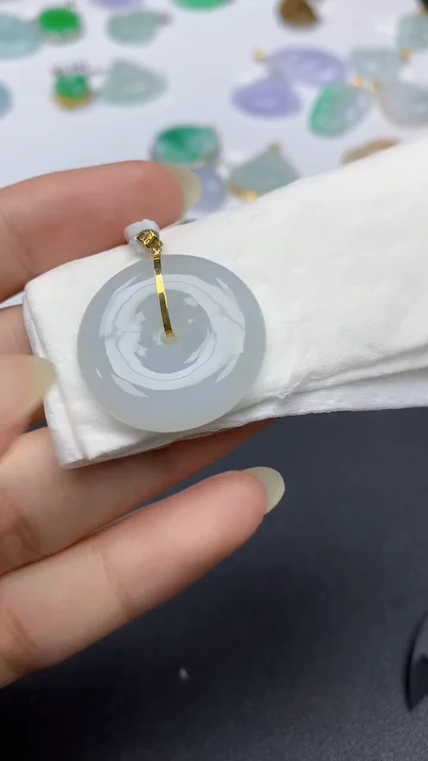 颈饰18K金镶嵌翡翠天然缅甸a货翡翠百元以上9元证书费自理