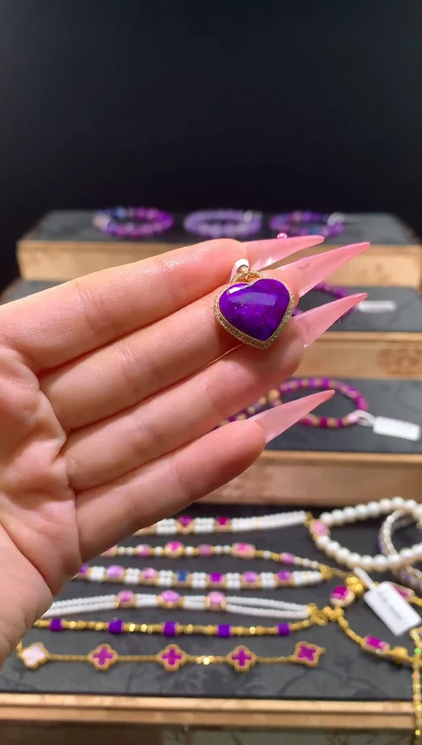 苏纪石（舒俱来）18K金镶嵌，吊坠