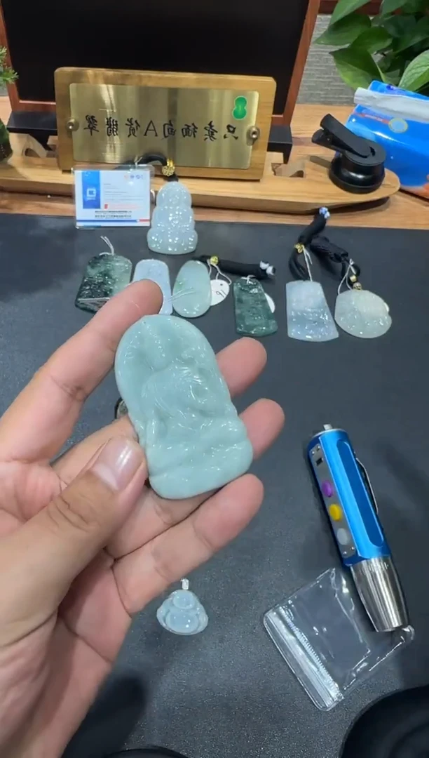 未镶嵌挂件翡翠A货翡翠多样性孤品