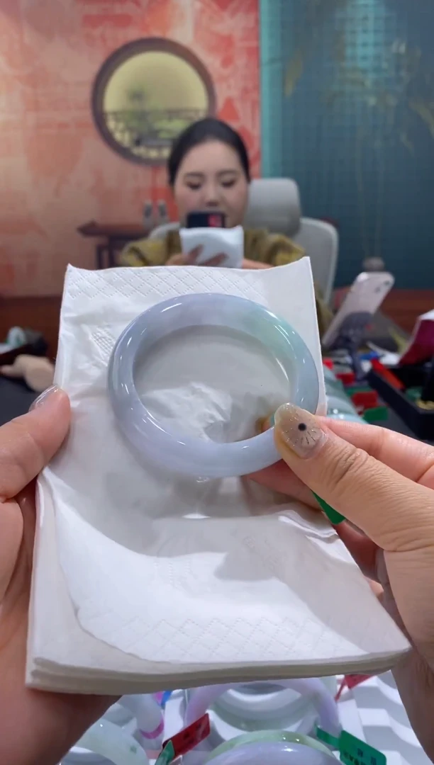 未镶嵌手镯翡翠多人00012592