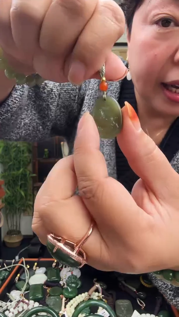 颈饰未镶嵌和田玉1222  羊