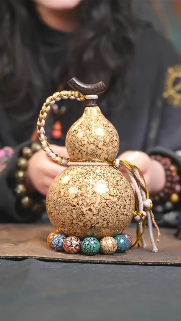 【闪购商品】YT160漆艺酒葫芦不包手串及旋转底座