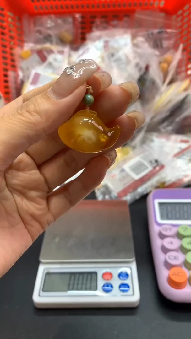 未镶嵌琥珀珠宝奇石?2418