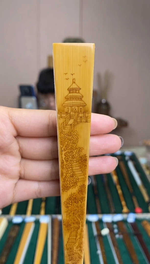 【闪购商品】扇子汪师傅烙画汪师傅烙画