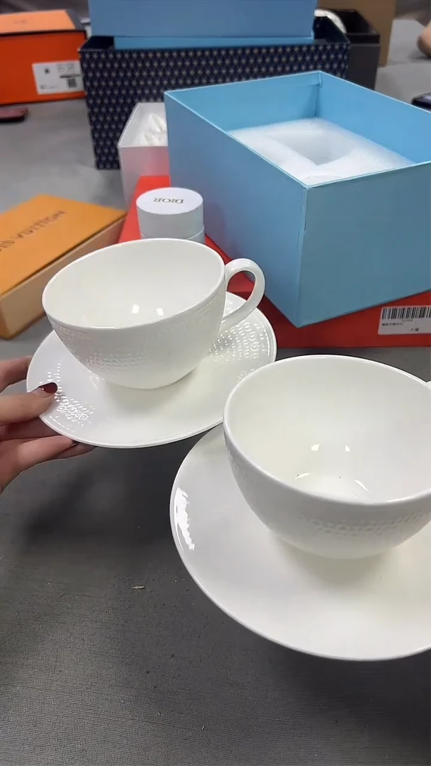 瓷片新号开播 全场放漏