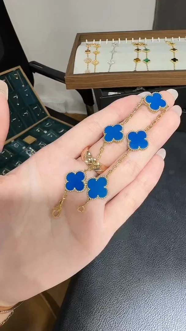 18K金镶嵌手链玛瑙/玉髓蓝色五花手链GHJ