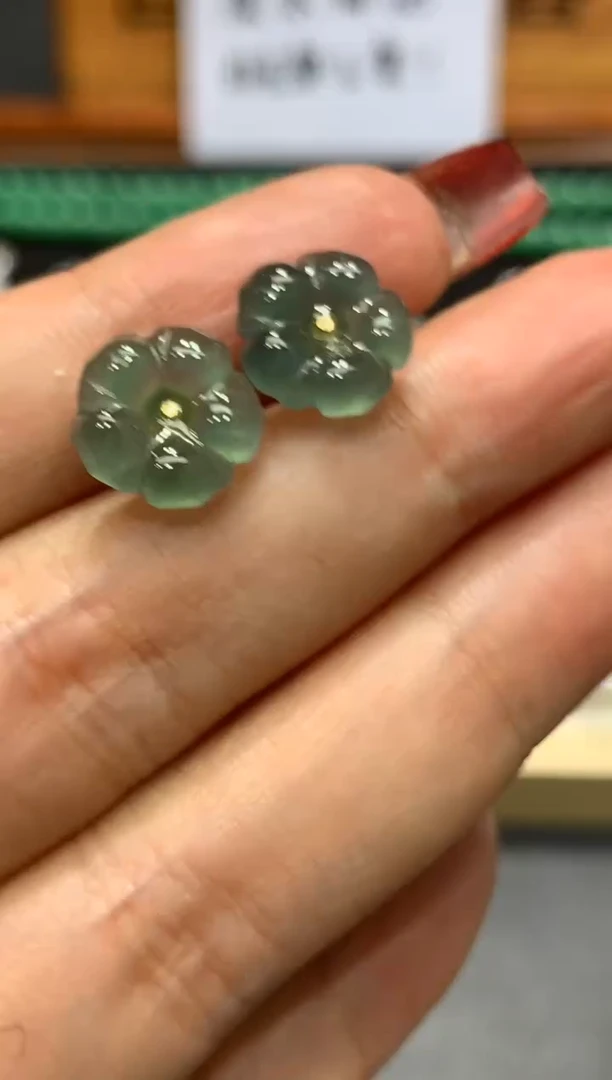 【闪购商品】翡翠耳饰未镶嵌团购