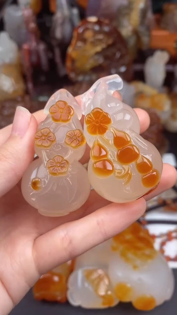玛瑙/玉髓颈饰未镶嵌心***宽AA