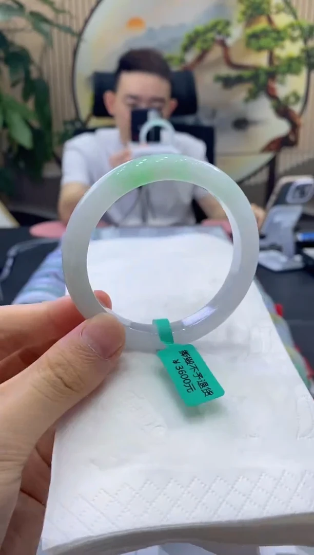 未镶嵌手镯翡翠49614