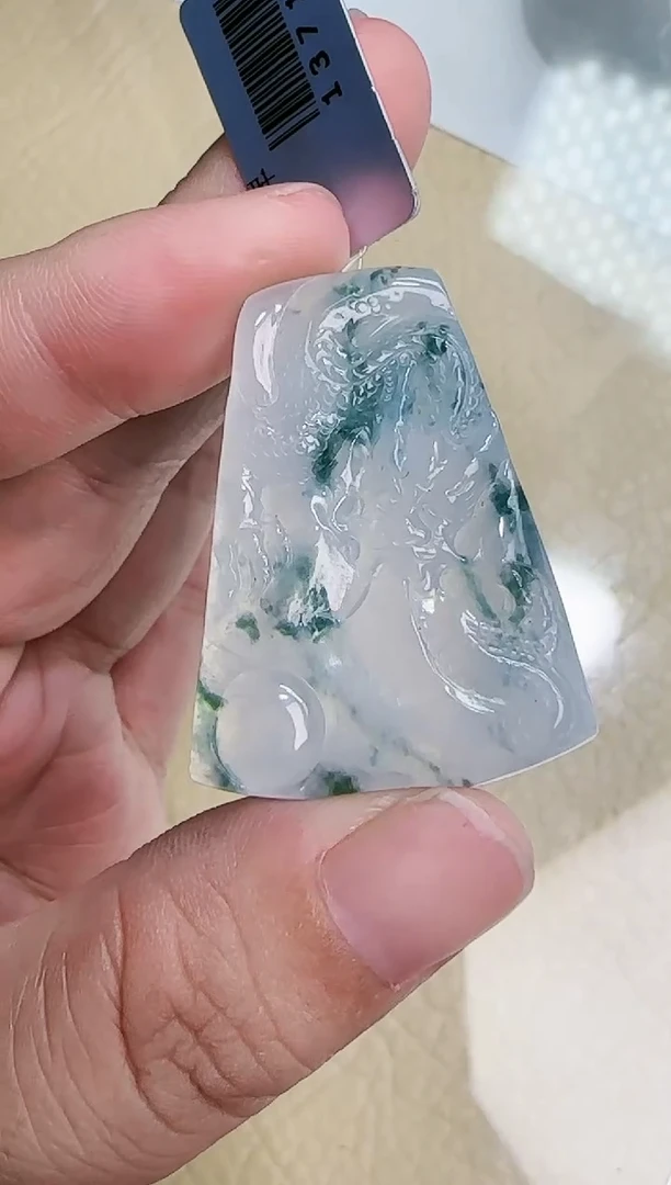 翡翠未镶嵌颈饰缅甸a货翡翠