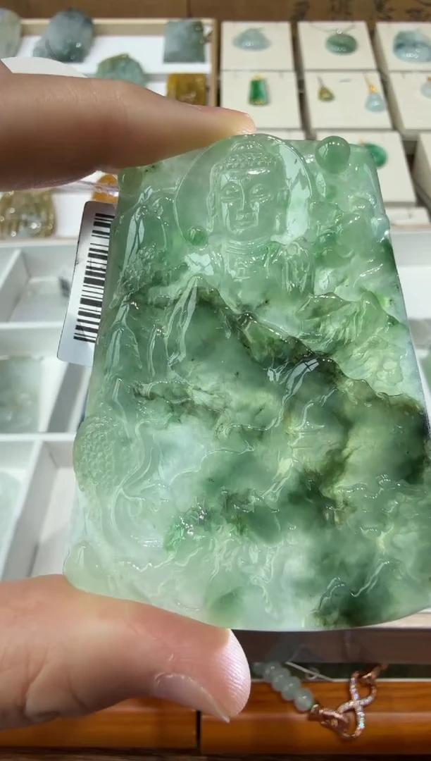 翡翠挂件未镶嵌A货翡翠多样性孤品