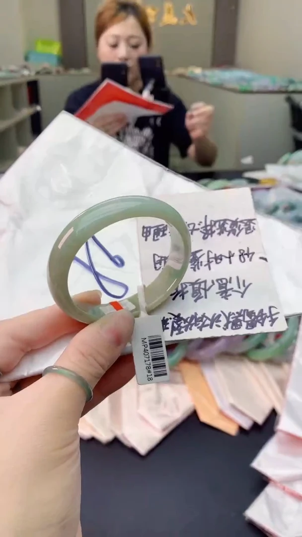 翡翠手镯未镶嵌0616878790