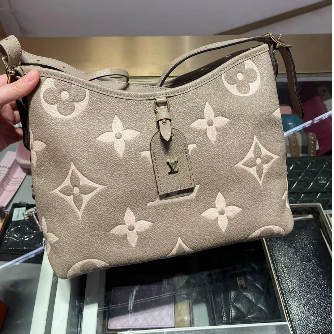 95新 LouisVuitton/路易威登 GGScarryall小号大象灰金牛26471963