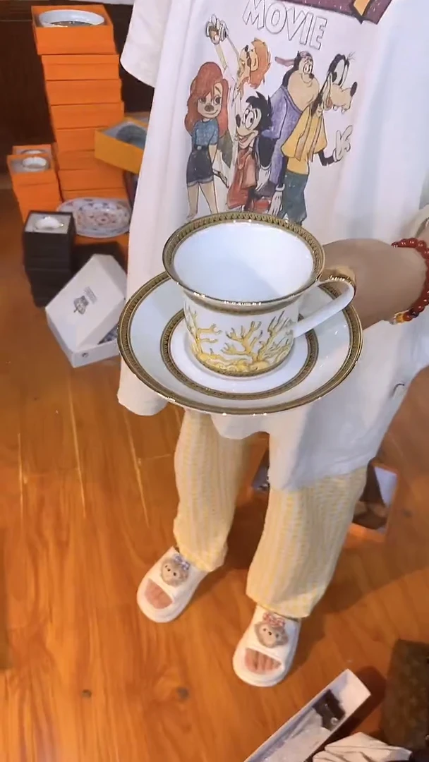 杯鸿辉家品牌瓷器，京东包邮！