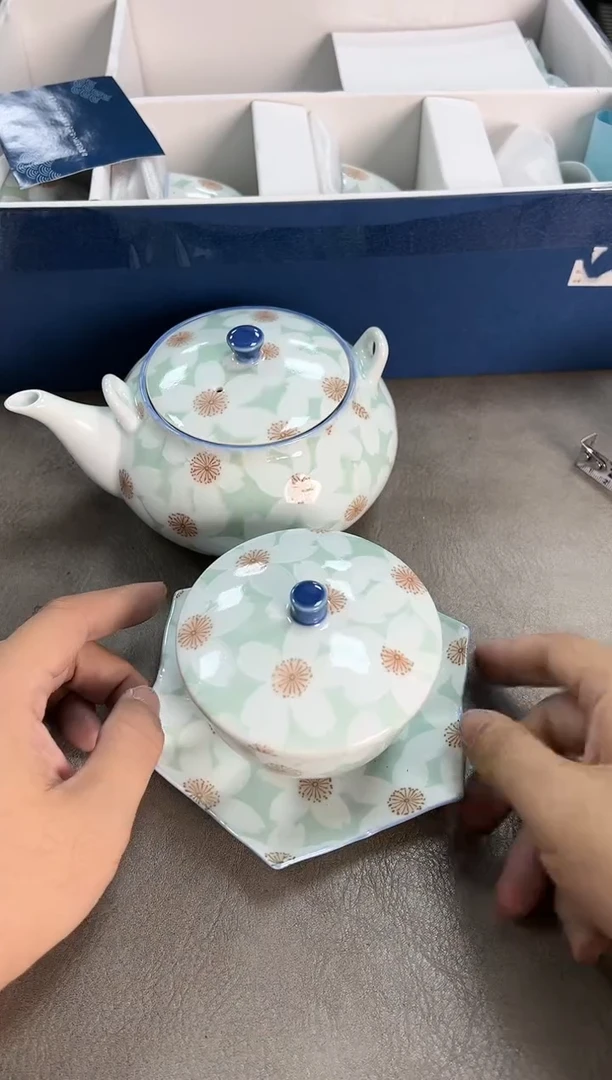 雅风窑一壶五盖杯全新（盒无盖）