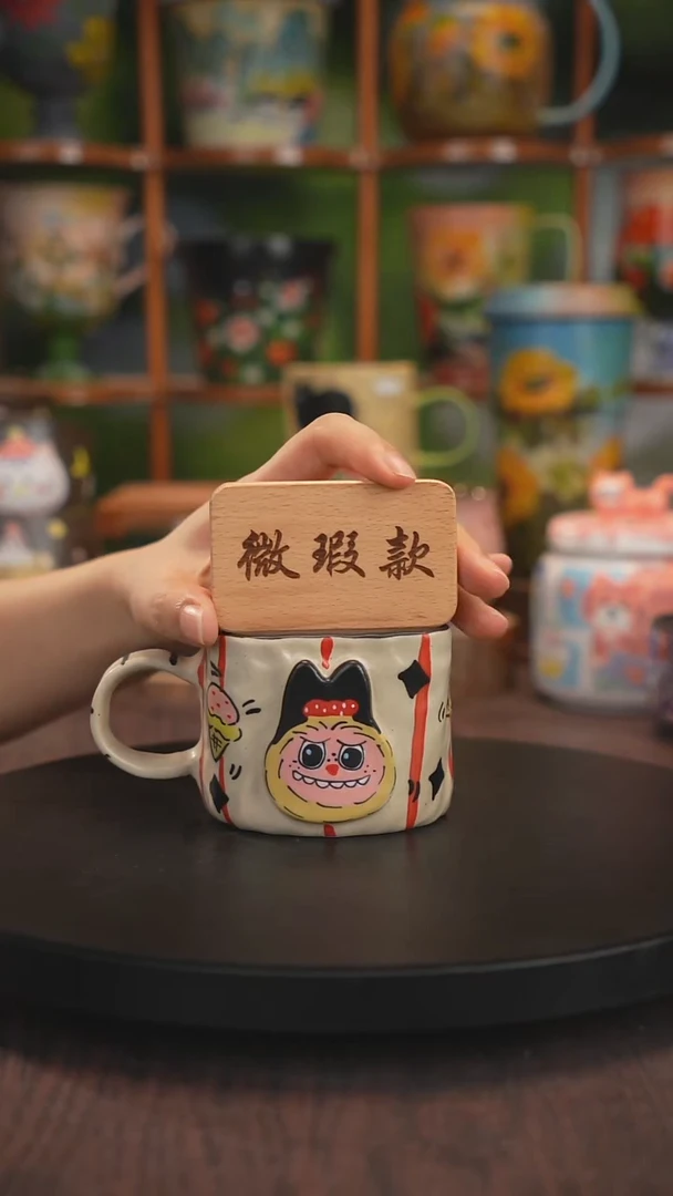 景德镇釉下彩手绘拉布布微瑕