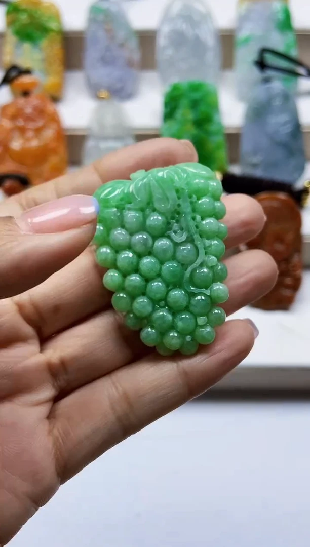 颈饰未镶嵌翡翠翡翠A货