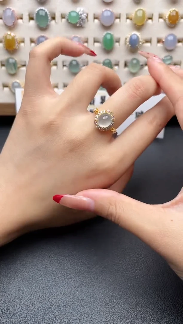 【闪购商品】翡翠戒指银S925镶嵌一物一证一礼盒