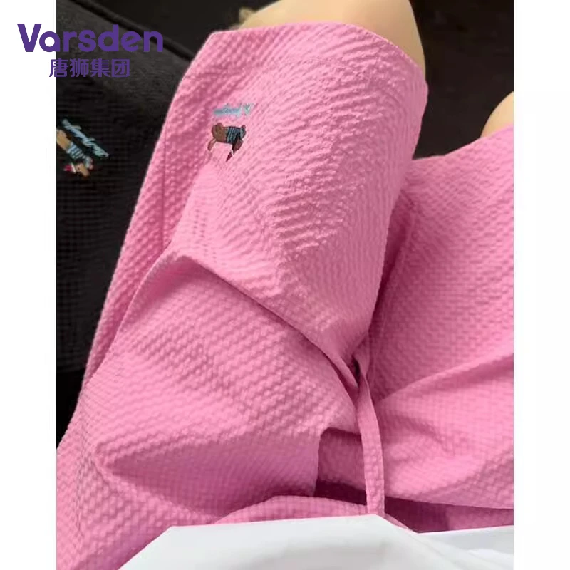 唐狮集团Varsden刺绣运动风华夫格速干短裤男25夏季简约风五分裤