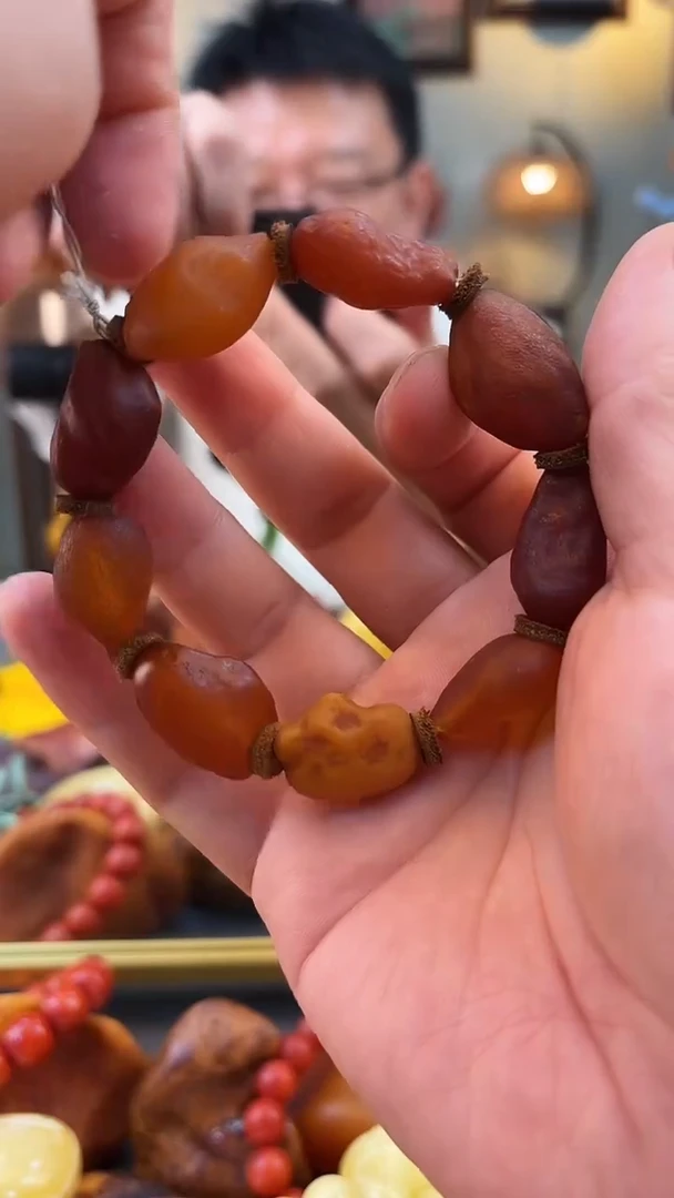 未镶嵌琥珀手串手串