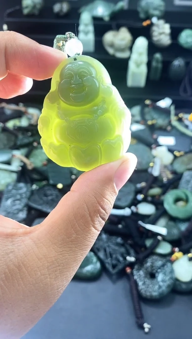 和田玉未镶嵌颈饰1