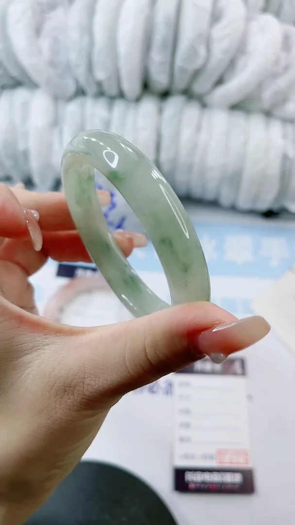 【闪购商品】石英质玉手镯未镶嵌0917728197-多样性发货