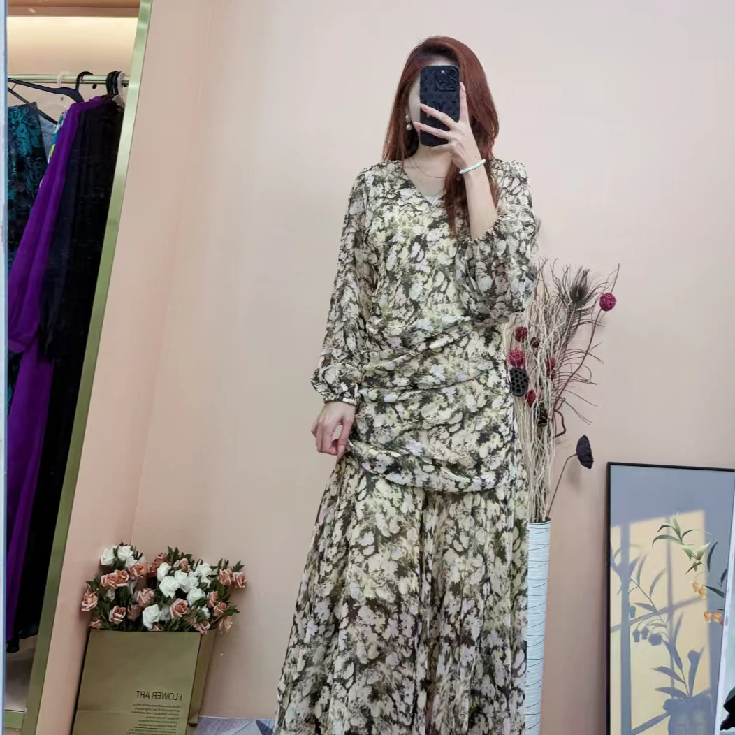 [依易原创]法式气质温柔风碎花褶皱遮肉显瘦连衣裙A1117