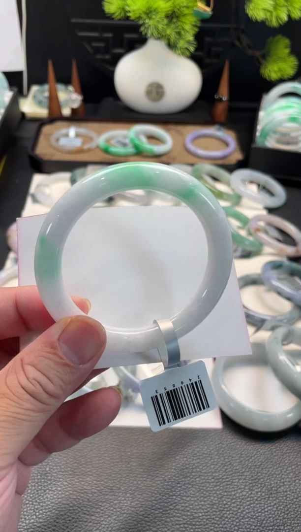 未镶嵌手镯翡翠109号链接 有纹 56圆条